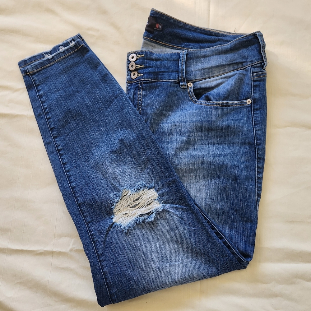 Torrid Premium Dark Blue Denim Pants Size 20R Ripped Jeans